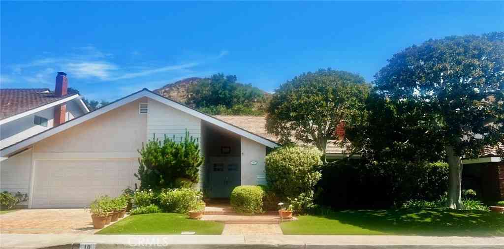 Homes For Rent - 10 Rimrock<br/> Orange County, Irvine, CA 92603