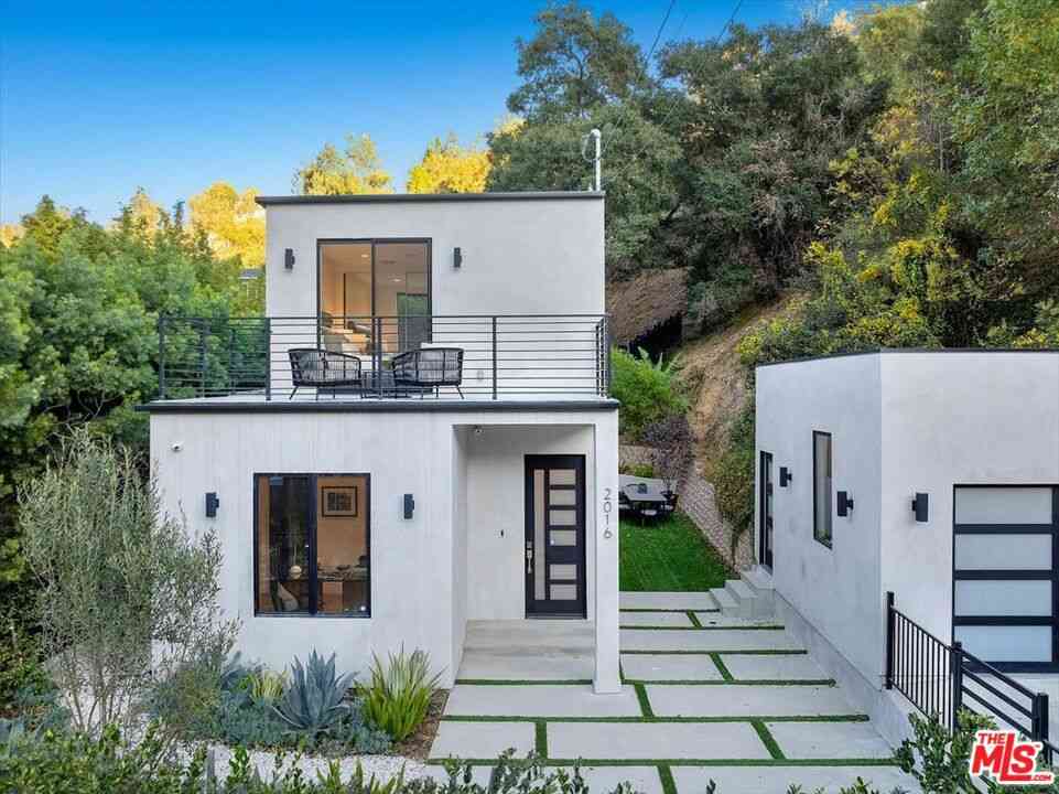 Homes For Sale - 2016 Stanley Hills Drive<br/> Los Angeles County, Los Angeles, CA 90046