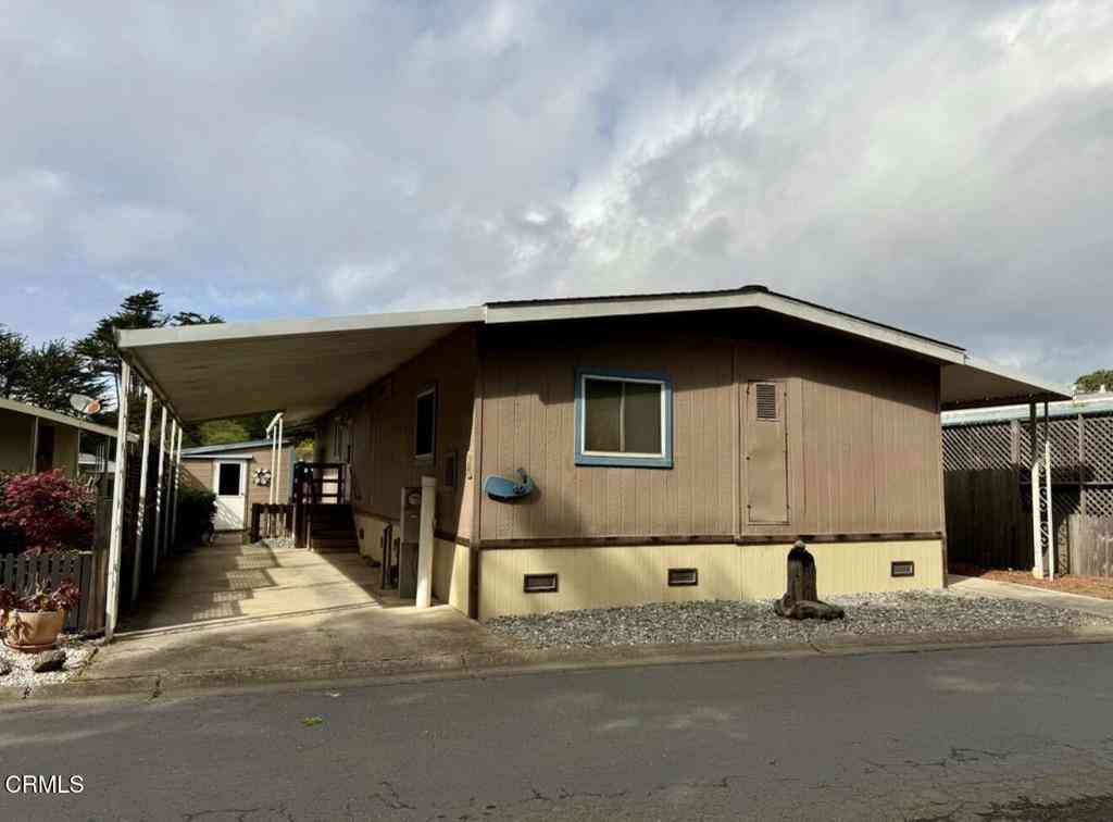 Mobile Home For Sale - 1184 N Main Street #40<br/> Mendocino County, Fort Bragg, CA 95437