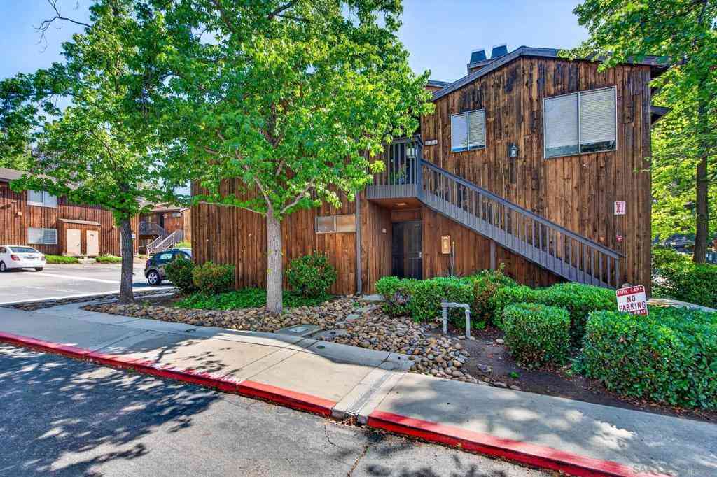 Condo For Sale - 2157 Arnold #201<br/> Alpine, CA 91901