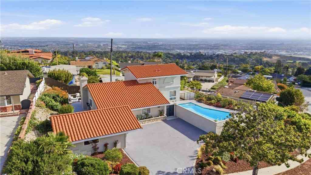 Homes For Sale - 5123 Willow Wood<br/> Los Angeles County, Rolling Hills Estates, CA 90274