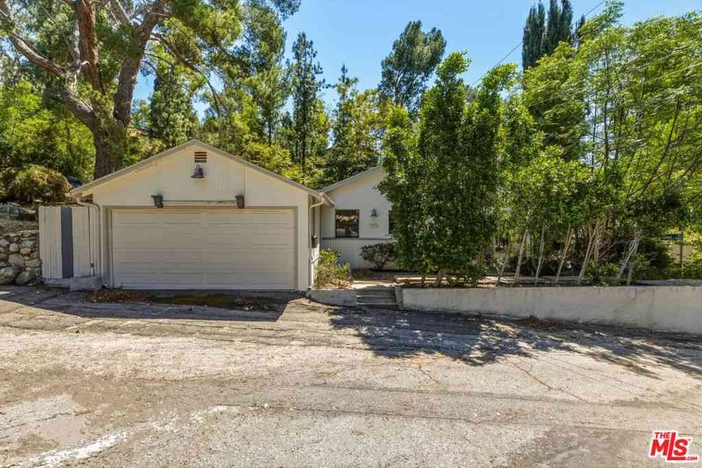 Homes For Sale - 7072 Owens Street<br/> Los Angeles County, Tujunga, CA 91042