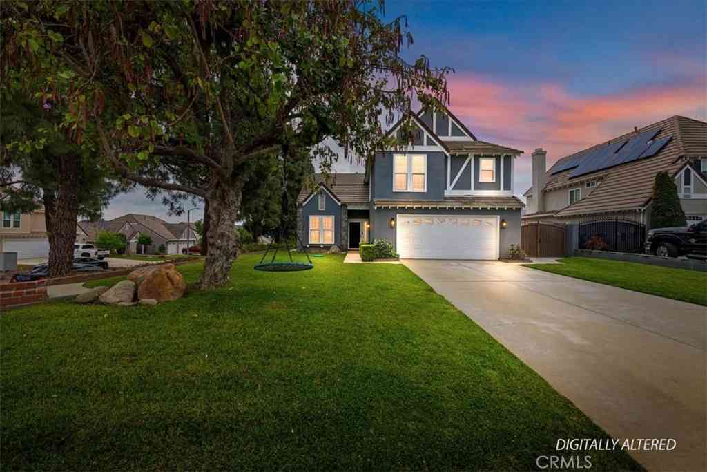 Homes For Sale - 1574 Foxdale Court<br/> San Bernardino County, Upland, CA 91786