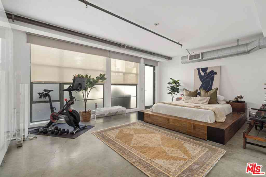 Condo For Sale - 1046 Princeton Drive #105<br/> Marina Del Rey, CA 90292