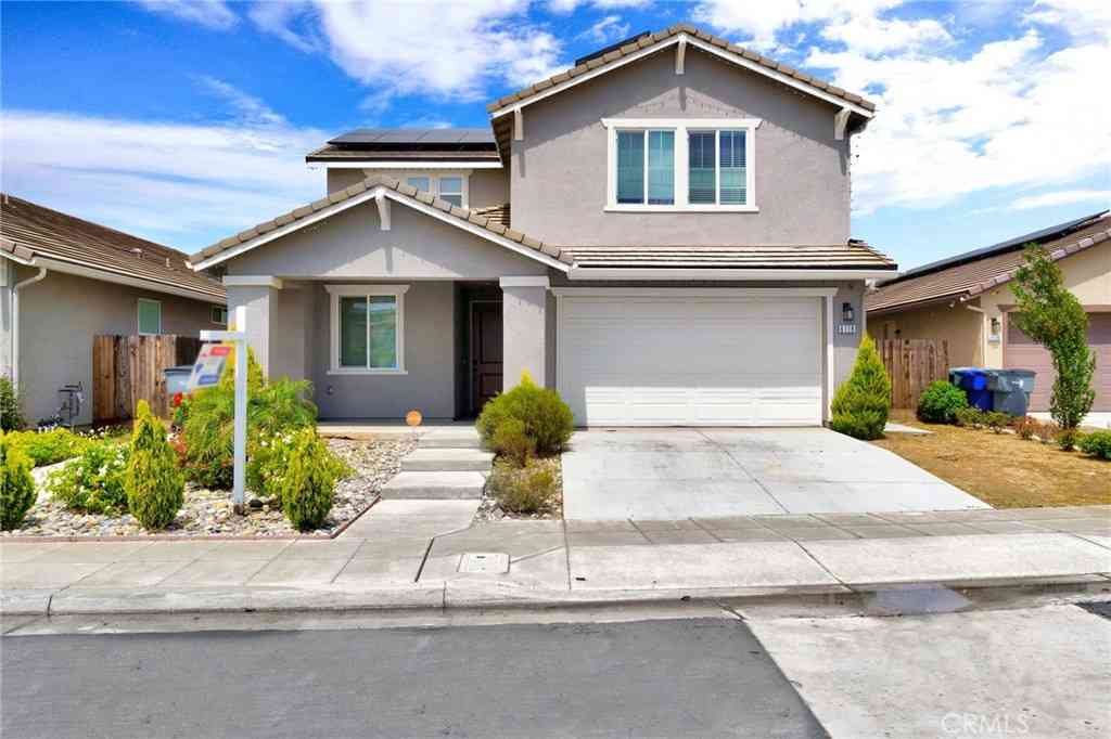 Homes For Sale - 6118 E Berkeley<br/> Fresno County, Fresno, CA 93727