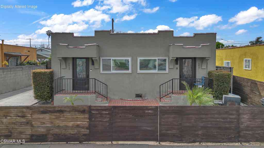Homes For Sale - 5847 S Wilton Place #5849<br/> Los Angeles County, Los Angeles, CA 90047