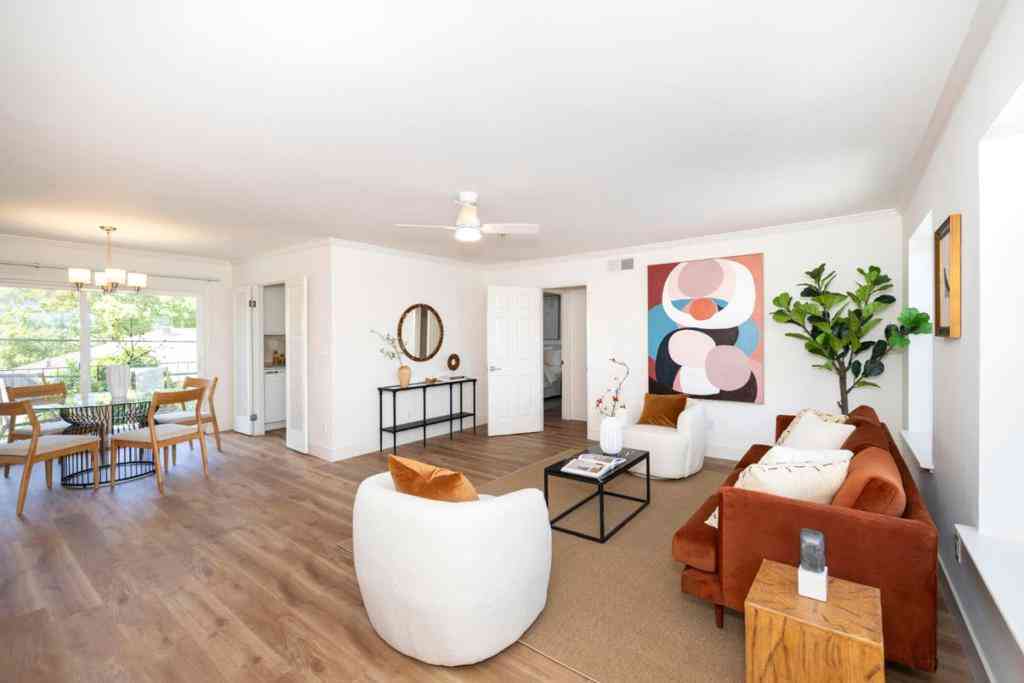Condo For Sale - 1915 Mount Vernon Court #15<br/> Mountain View, CA 94040