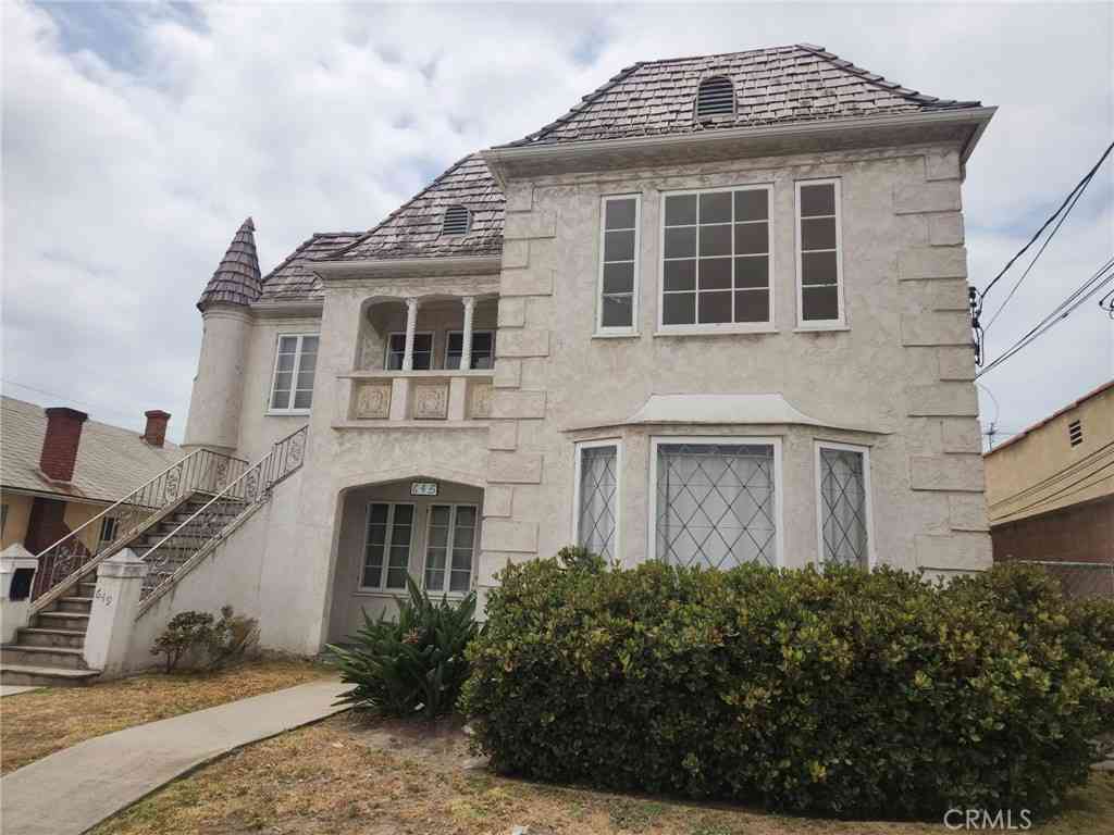 Homes For Sale - 637 W 11th<br/> Los Angeles County, San Pedro, CA 90731