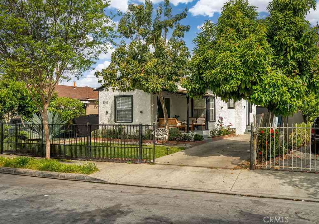 Homes For Sale - 2055 E Nord<br/> Los Angeles County, Compton, CA 90222