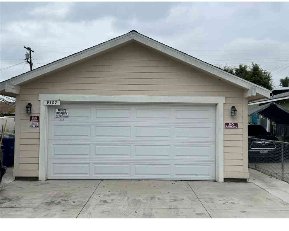 Homes For Sale - 9307 San Miguel Avenue<br/> Los Angeles County, South Gate, CA 90280
