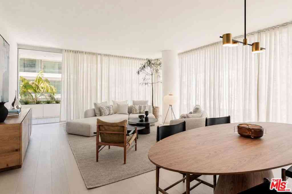 Condo For Sale - 9200 Wilshire Blvd #201W<br/> Beverly Hills, CA 90212