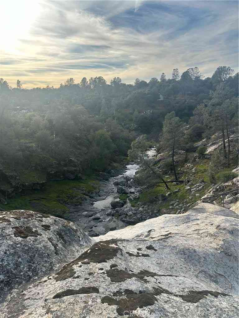 Vacant Land For Sale - 0 4.23 AC Meadow Ridge Road<br/> Coarsegold, CA 93614