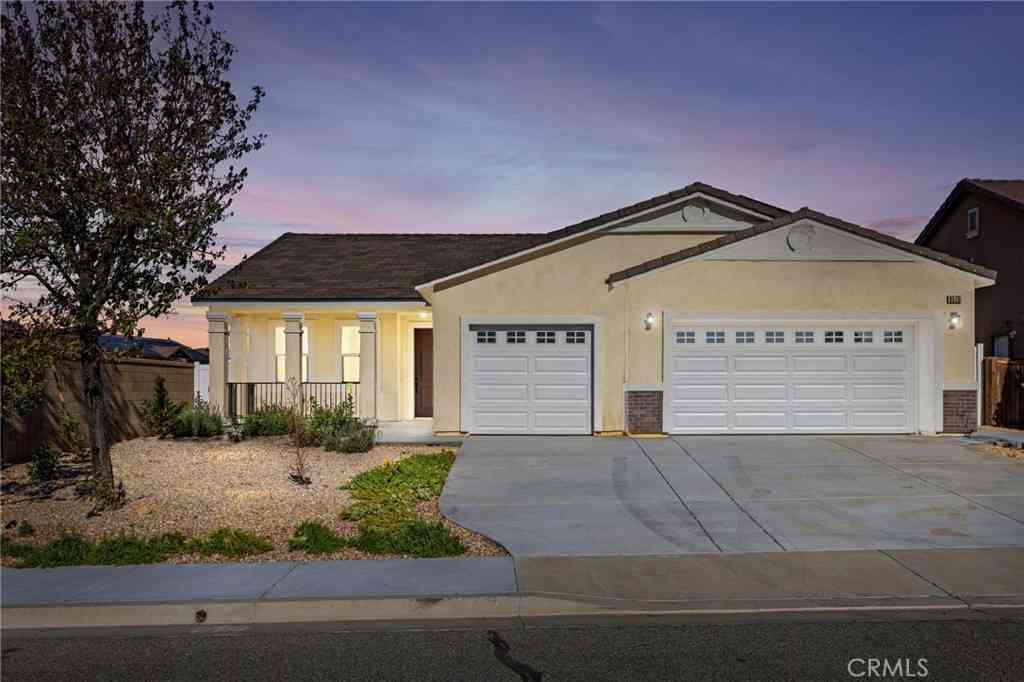 Homes For Sale - 8575 Stockton Avenue<br/> San Bernardino County, Hesperia, CA 92344