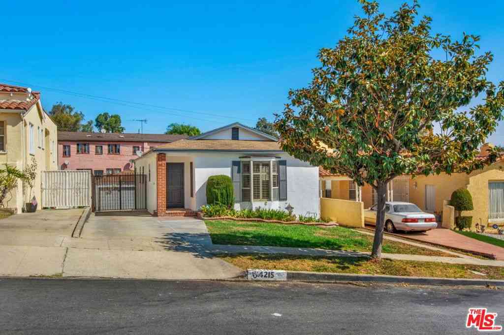 Homes For Sale - 4215 W 58th Place<br/> Los Angeles County, Los Angeles, CA 90043
