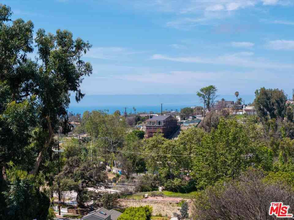 Vacant Land For Sale - 1025 Las Pulgas Road<br/> Los Angeles County, Pacific Palisades, CA 90272