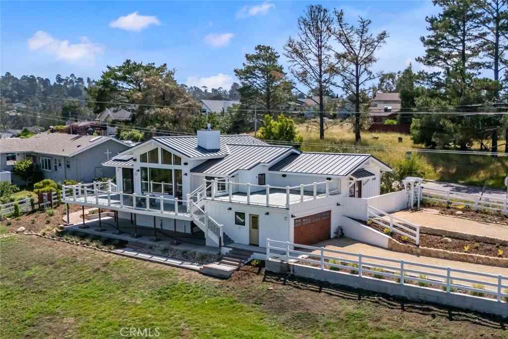 Homes For Sale - 2786 Eton Road<br/> San Luis Obispo County, Cambria, CA 93428