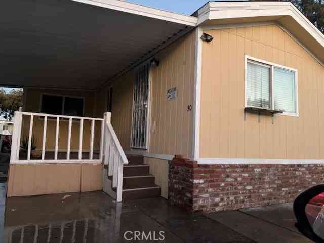 Mobile Home For Sale - 15798 Slover Ave Spc 30<br/> San Bernardino County, Fontana, CA 92337