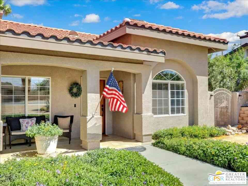 Homes For Sale - 6333 Timothy Avenue<br/> San Bernardino County, Twentynine Palms, CA 92277