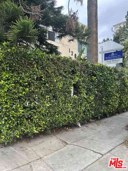 Condo For Rent - 1128 S Oakhurst Drive #1<br/> Los Angeles County, Los Angeles, CA 90035
