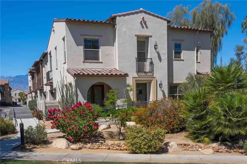 Condo For Sale - 238 Paseo Gregario<br/> Palm Desert, CA 92211