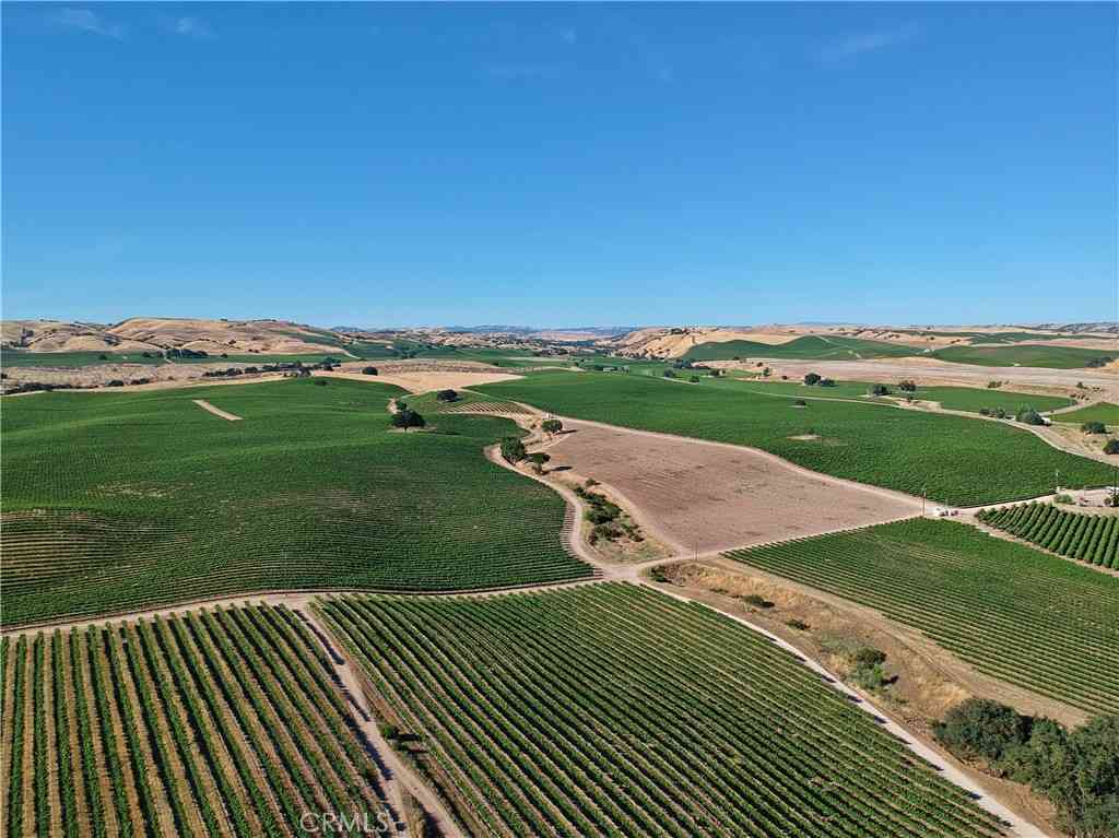 Vacant Land For Sale - 2980 Pleasant Rd<br/> San Luis Obispo County, San Miguel, CA 93451