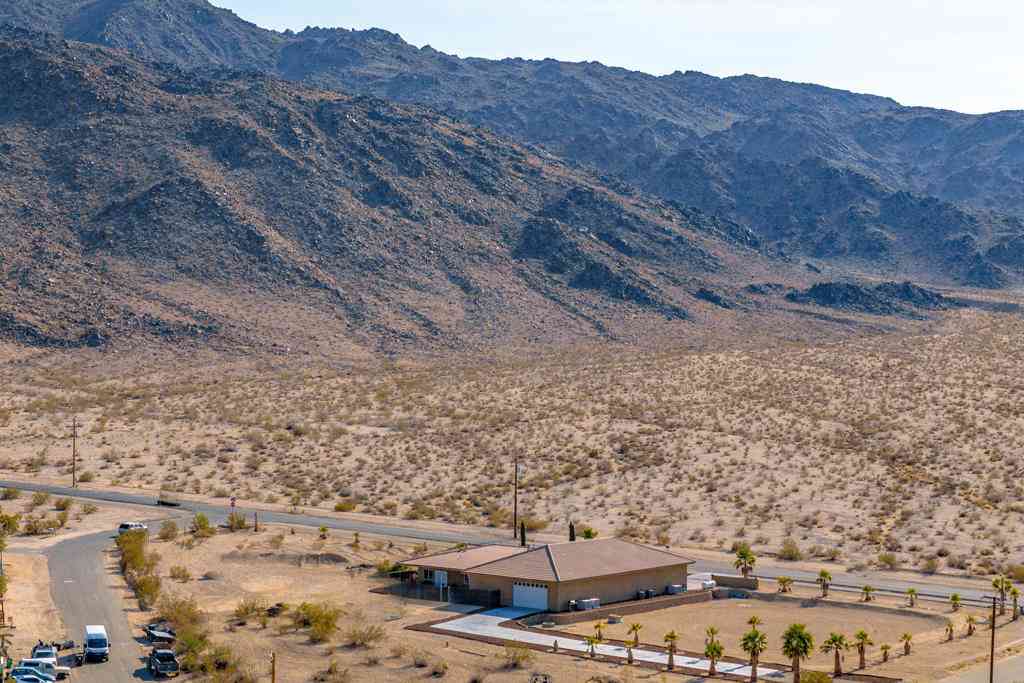 Homes For Sale - 7225 Adobe Road<br/> San Bernardino County, 29 Palms, CA 92277
