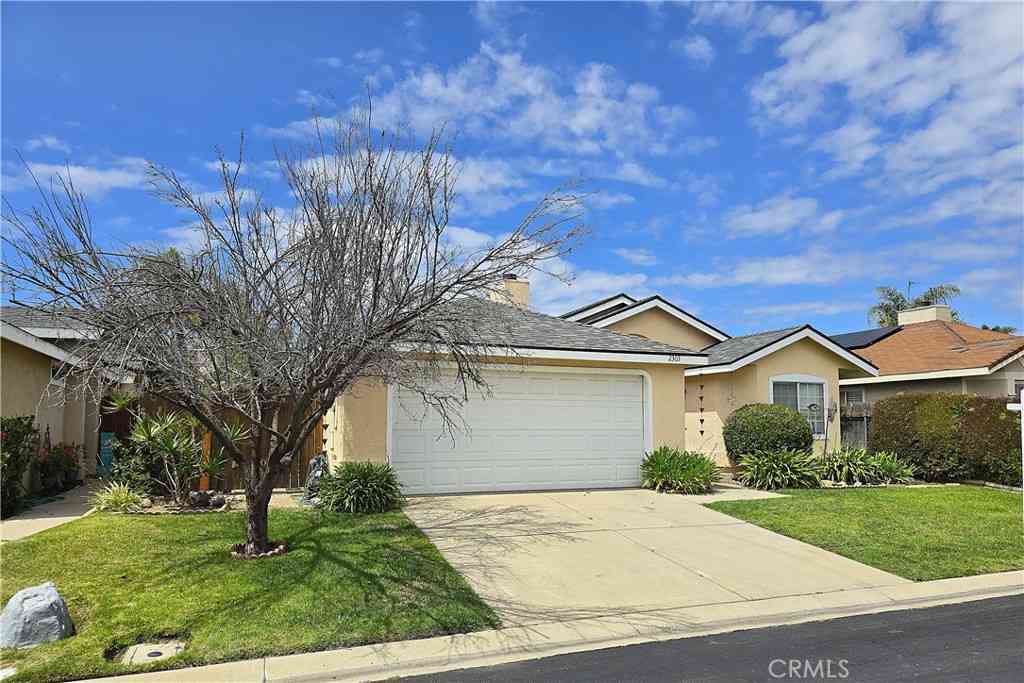 Homes For Sale - 2303 Lexington<br/> Santa Barbara County, Santa Maria, CA 93458