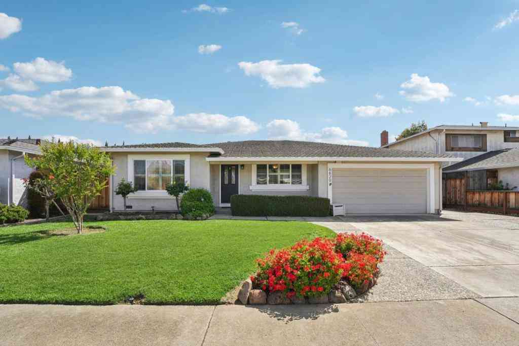 Homes For Sale - 6620 Thames Drive<br/> Santa Clara County, Gilroy, CA 95020