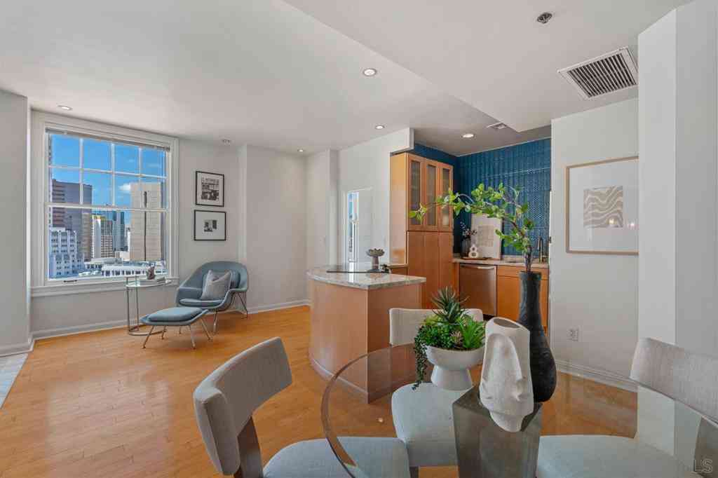 Condo For Sale - 702 Ash #509<br/> San Diego County, San Diego, CA 92101