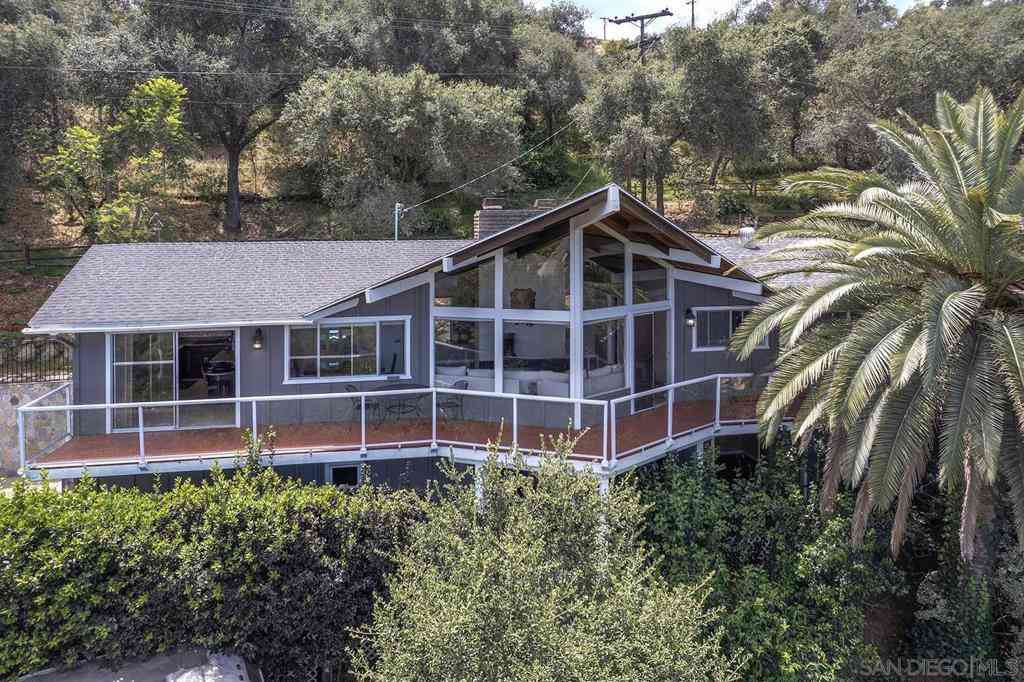 Homes For Sale - Residential<br/> San Diego County, Escondido, CA 92027