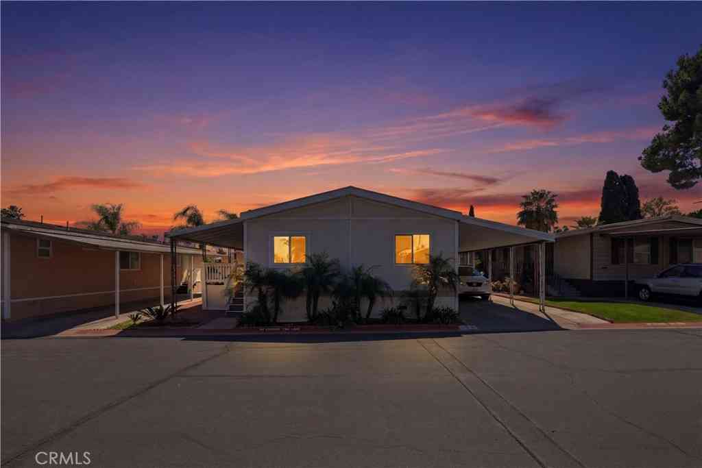 Mobile Home For Sale - 1855 E Riverside Dr #158<br/> San Bernardino County, Ontario, CA 91761