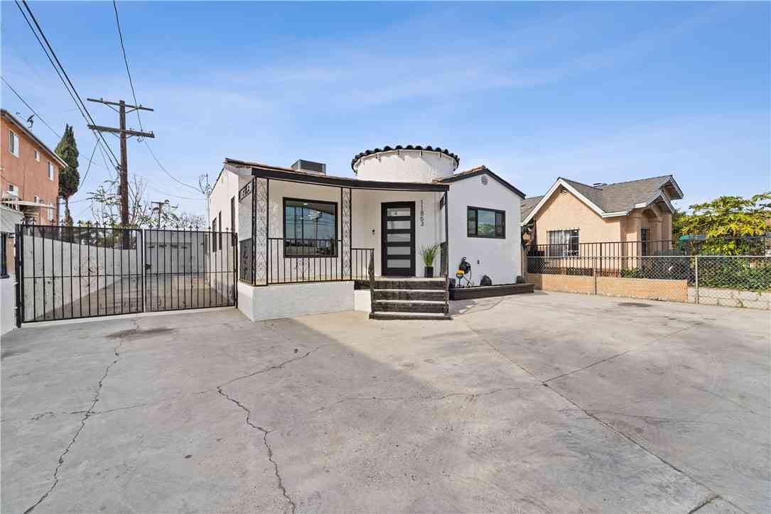 Homes For Sale - 11863 S Avalon Boulevard<br/> Los Angeles County, Los Angeles, CA 90061