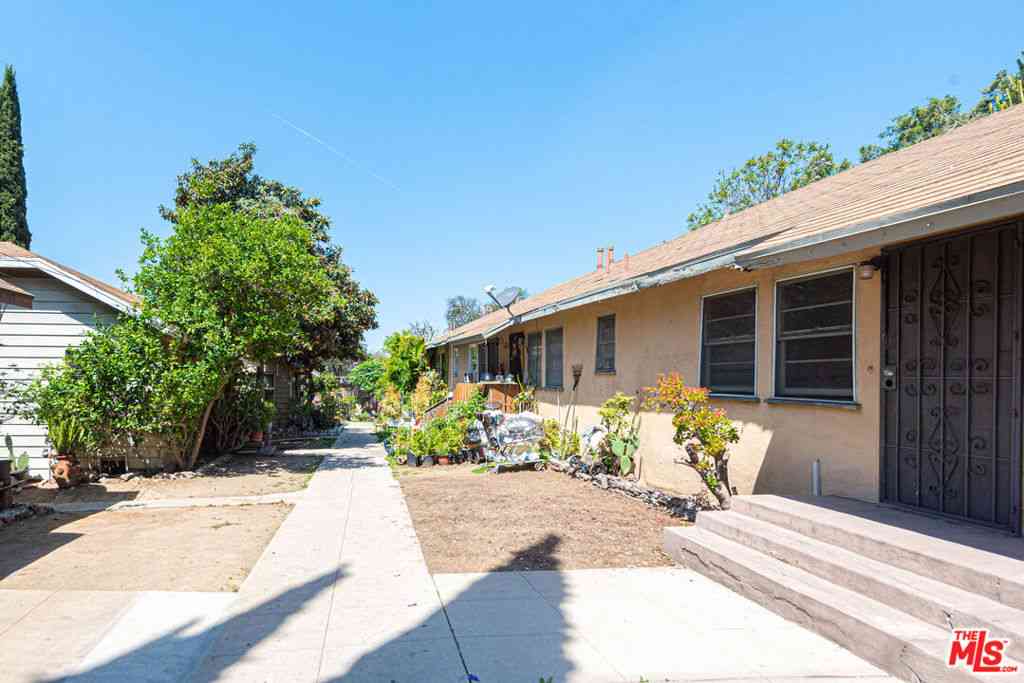 Homes For Sale - 1305 Laveta Terrace<br/> Los Angeles County, Los Angeles, CA 90026