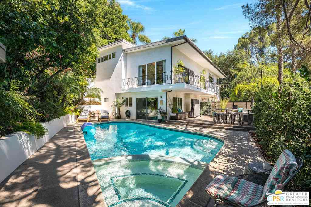 Homes For Sale - 6309 Ivarene Avenue<br/> Los Angeles County, Los Angeles, CA 90068