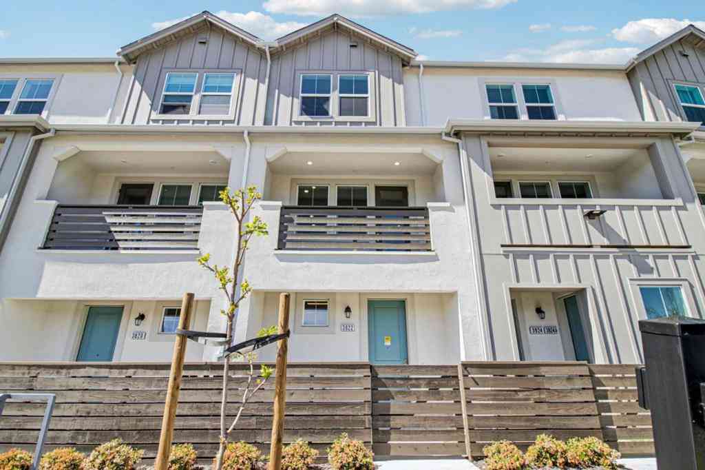 Townhouse For Sale - 3822 Norbridge Avenue<br/> Castro Valley, CA 94546