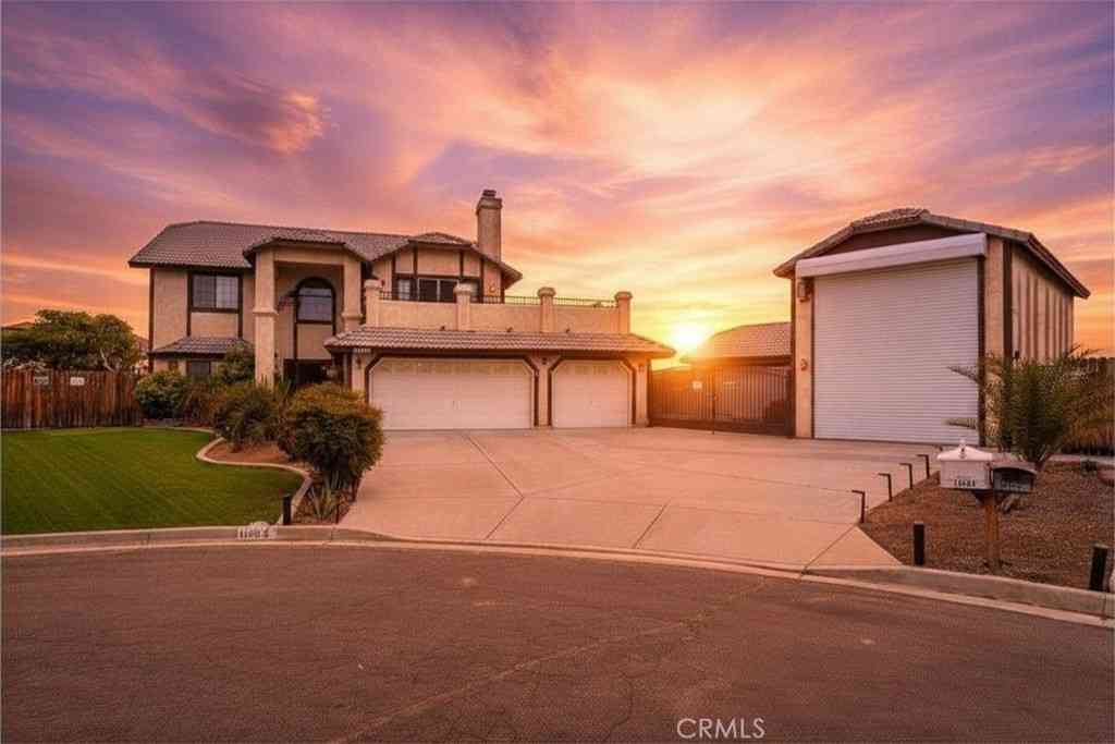 Homes For Sale - 11665 Winterhawk<br/> San Bernardino County, Apple Valley, CA 92308