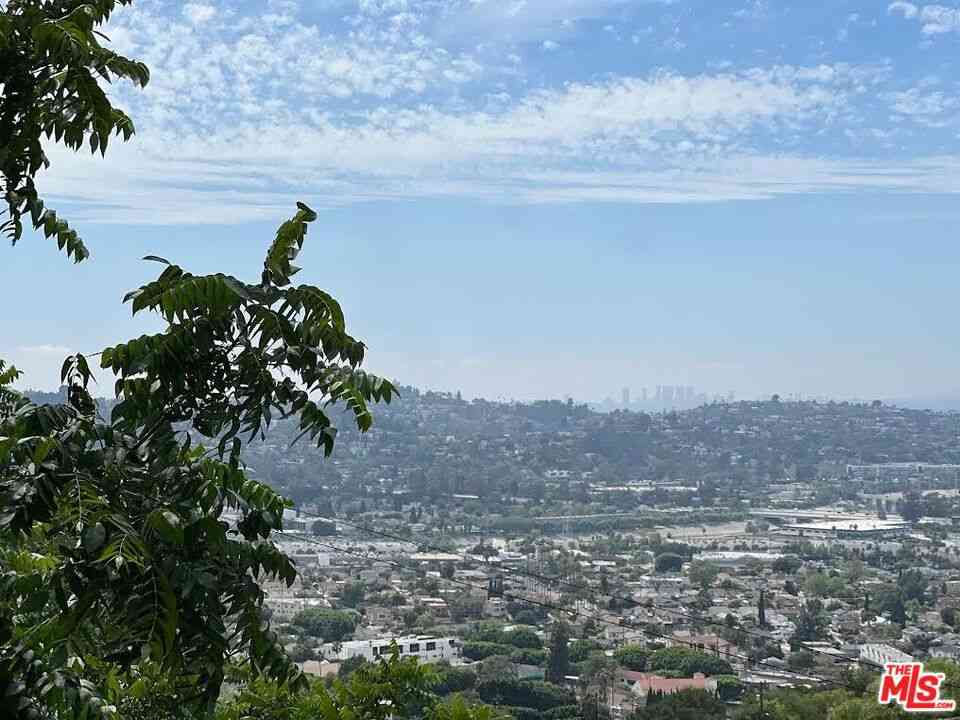 Vacant Land For Sale - 2560 N Hines Drive<br/> Los Angeles County, Los Angeles, CA 90065
