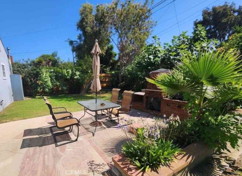 Homes For Sale - 7607 Goddard<br/> Los Angeles County, Los Angeles, CA 90045