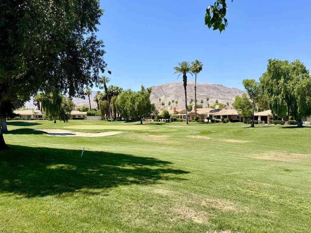 Condo For Rent - 117 Juan Circle<br/> Palm Desert, CA 92260