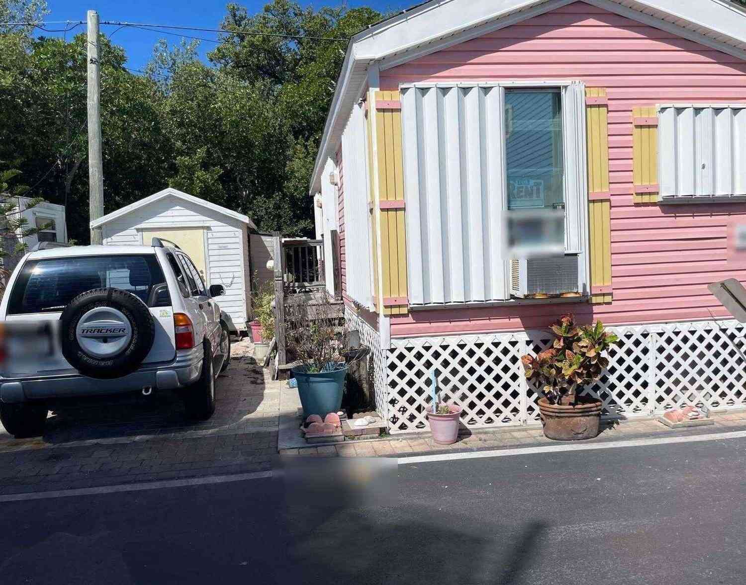Mobile Home For Rent - 6099 Overseas Highway HIGHWAY #LOT 60W<br/> Monroe County, Marathon, FL 33050