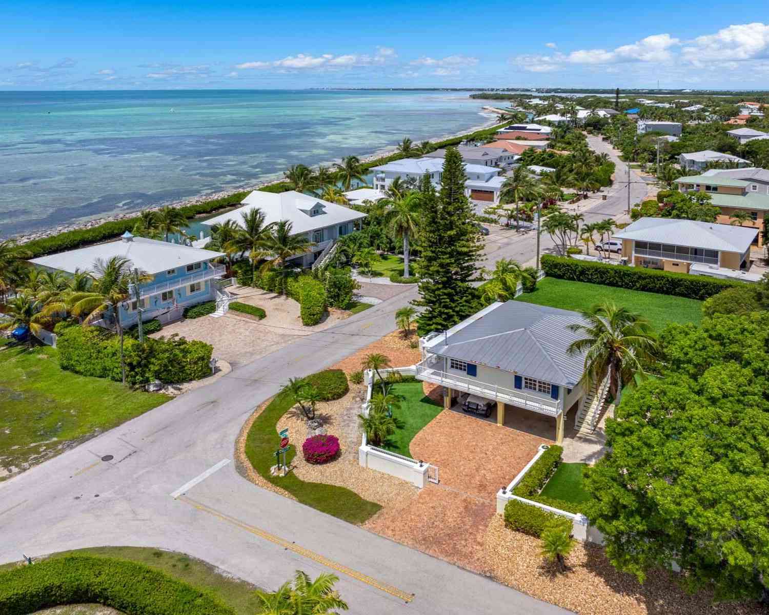 Homes For Rent - 235 W Seaview Circle CIRCLE<br/> Duck Key, FL 33050