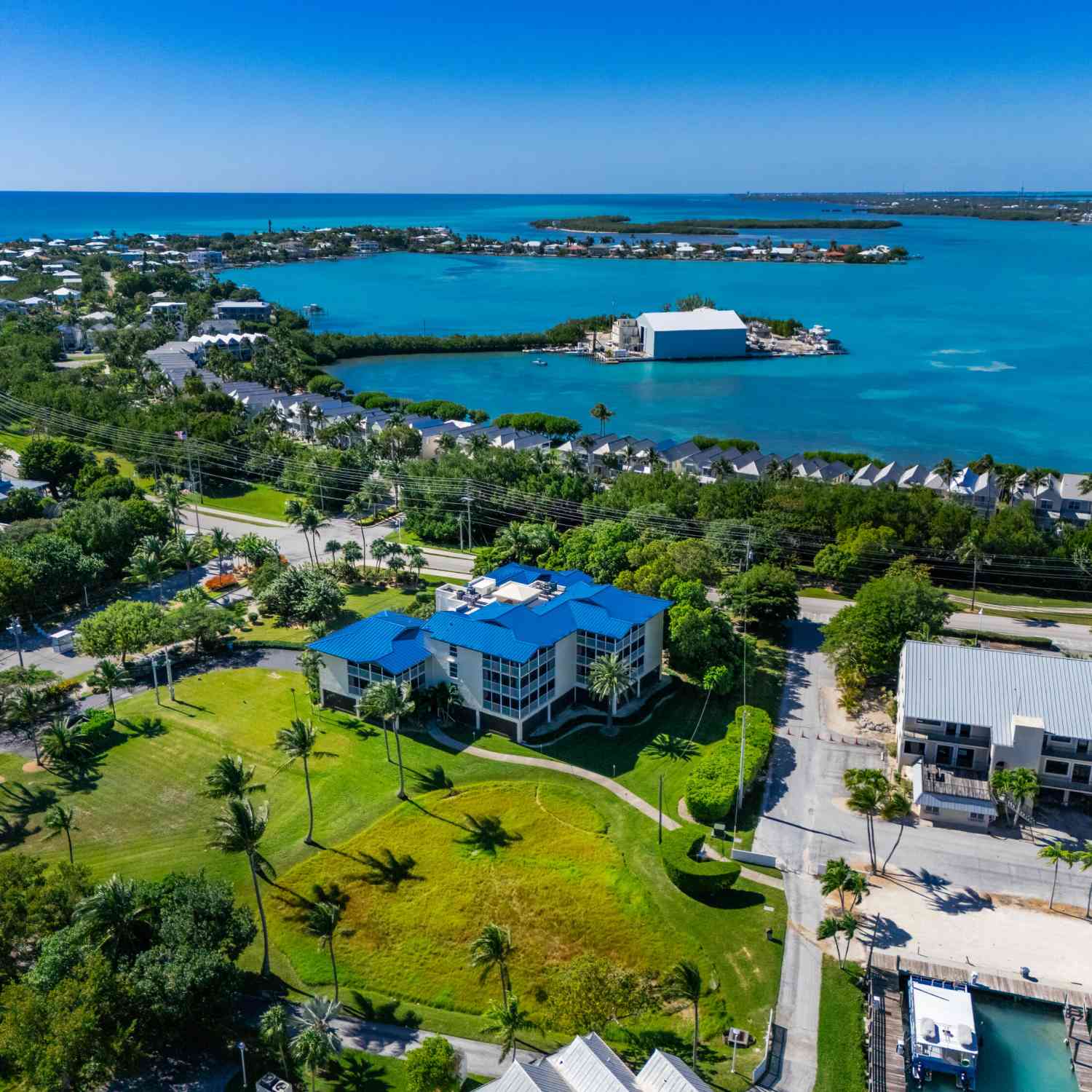 Condo For Sale - 8304 Marina Villa Drive DRIVE<br/> Duck Key, FL 33050
