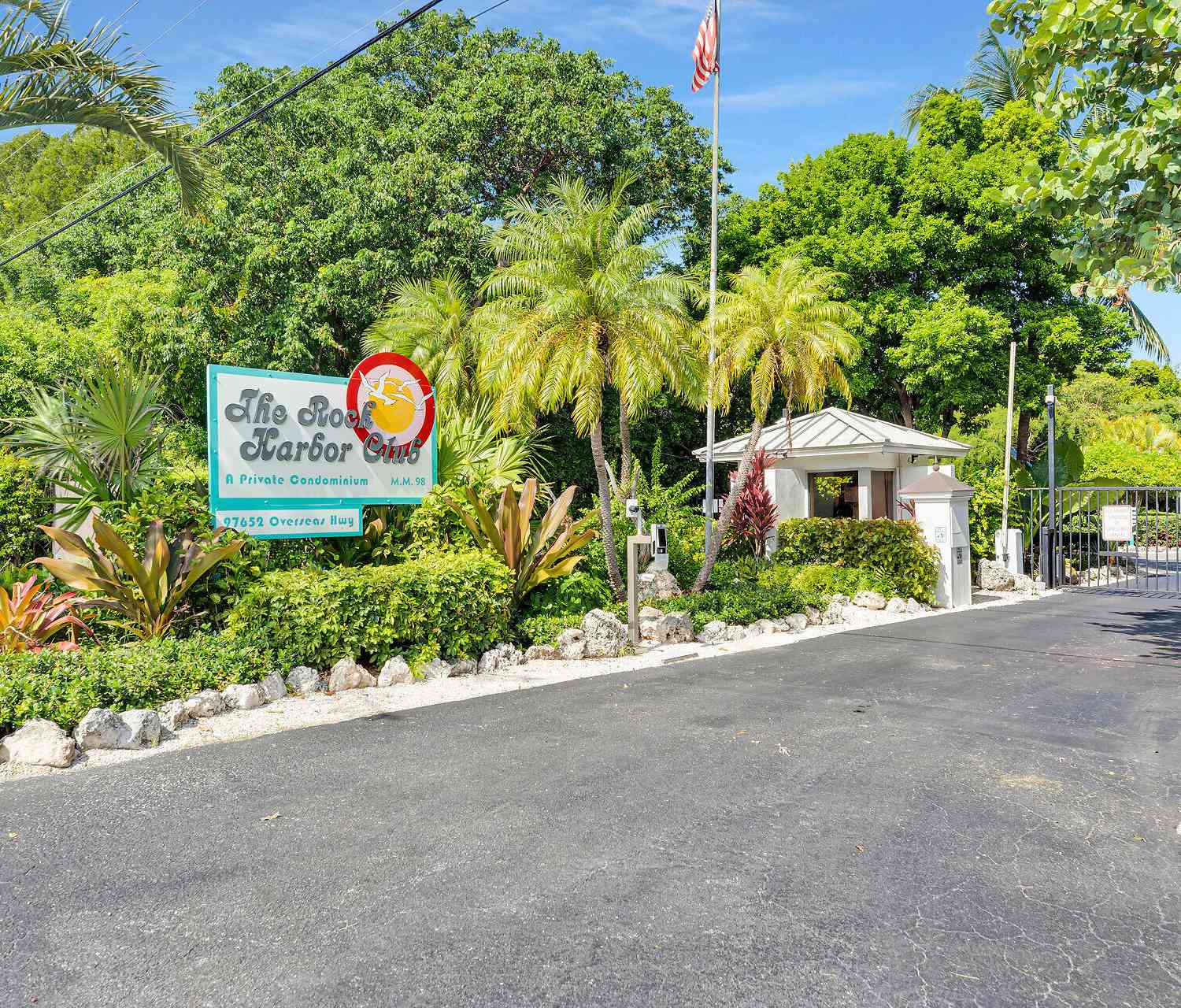 Condo For Sale - 97652 Overseas Highway HIGHWAY #M8<br/> KEY LARGO, FL 33037