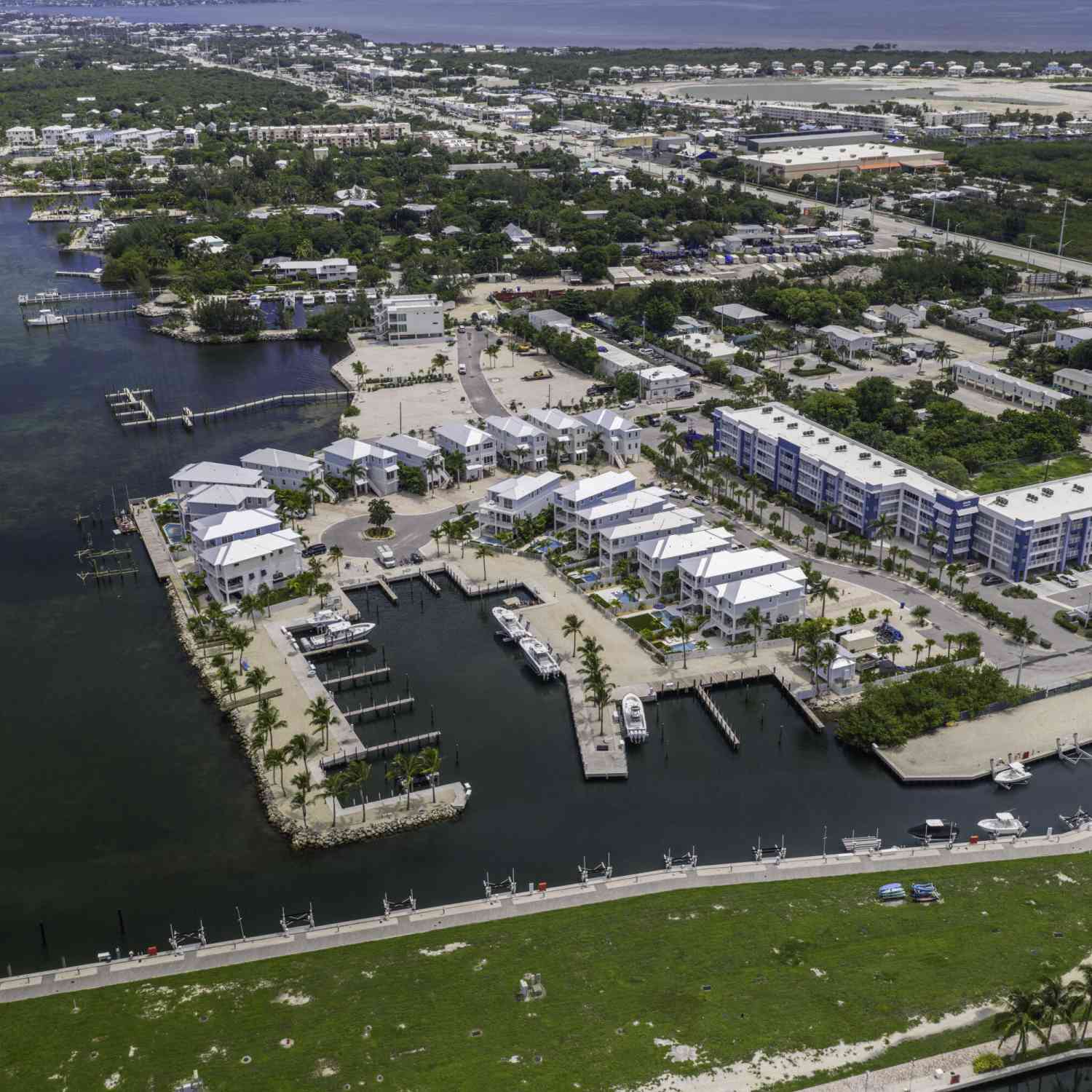 Homes For Sale - 818 39th Street STREET<br/> MARATHON, FL 33050