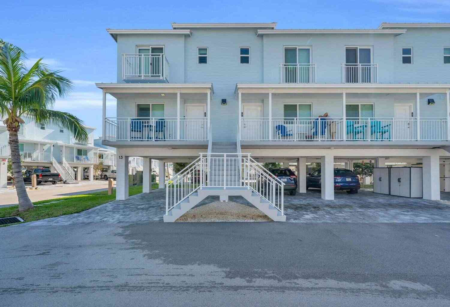 Condo For Sale - 10877 Overseas Highway HIGHWAY #30<br/> MARATHON, FL 33050
