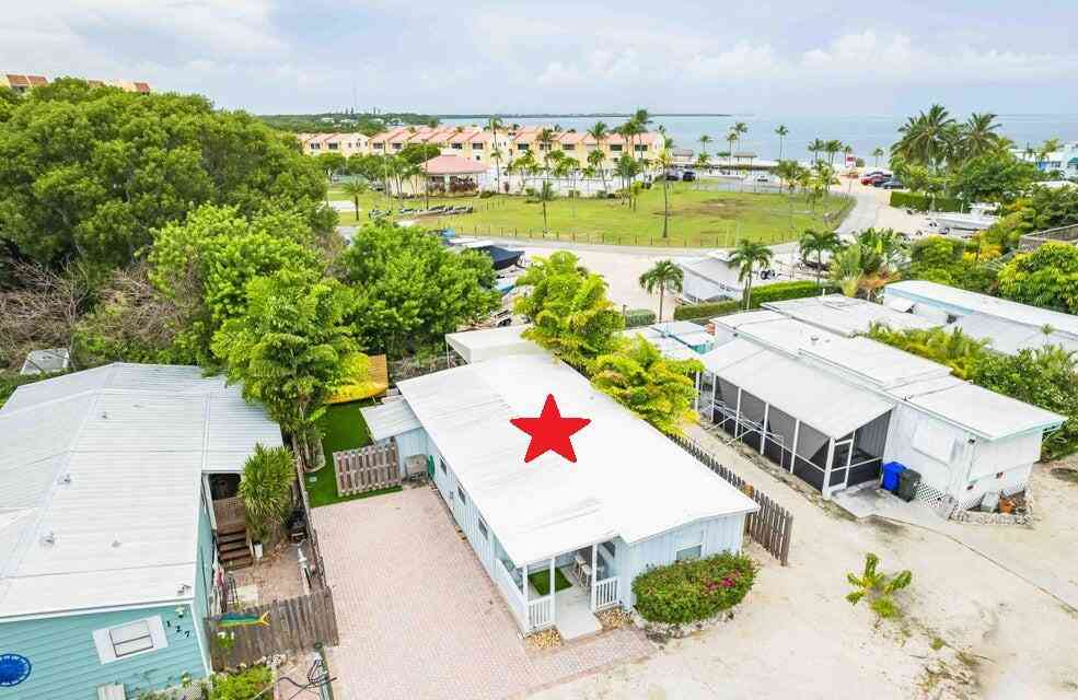 Mobile Home For Sale - 129 Airstream Lane LANE<br/> Monroe County, Tavernier, FL 33070