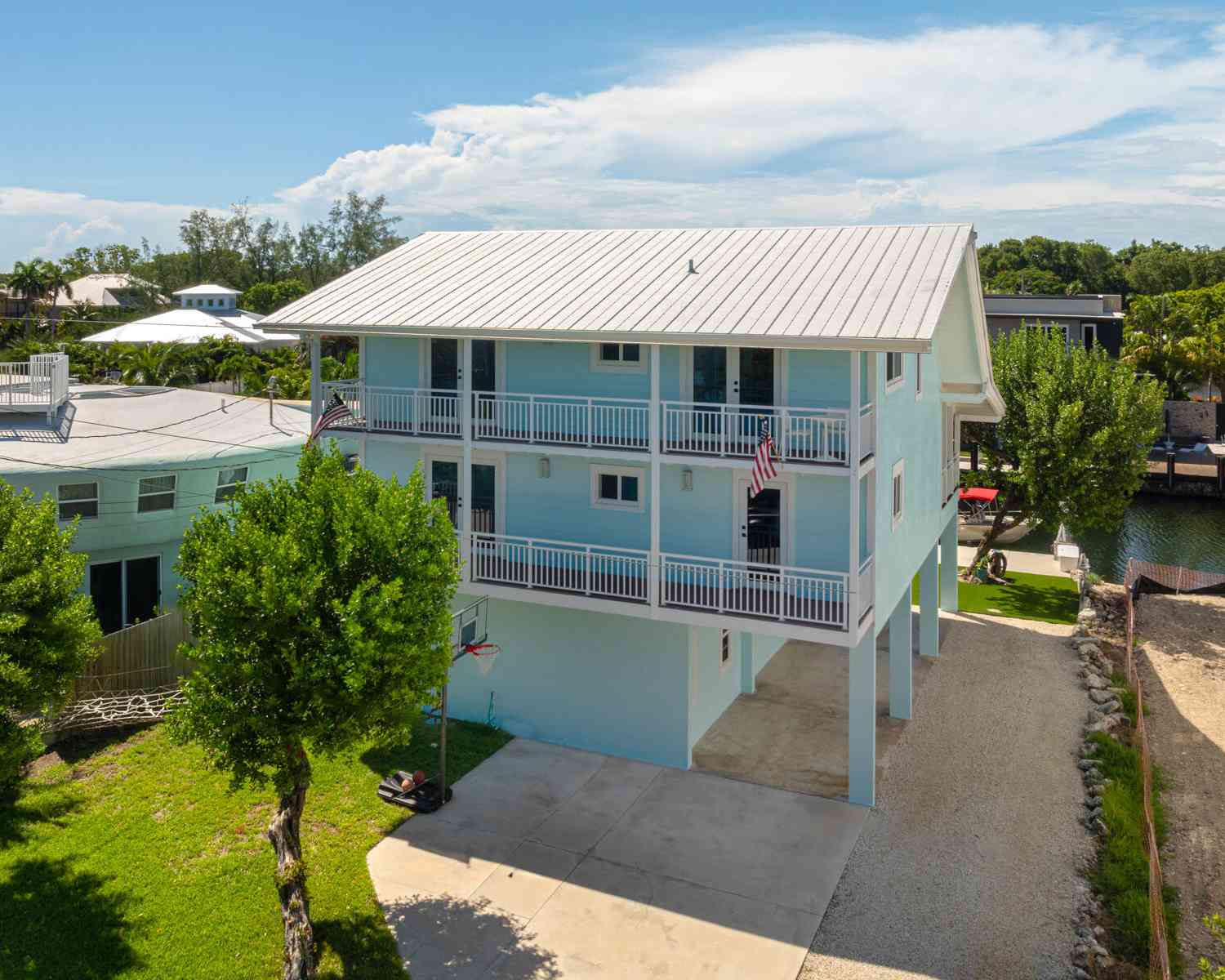 Homes For Sale - 185 Ojibway Avenue AVENUE<br/> Tavernier, FL 33070