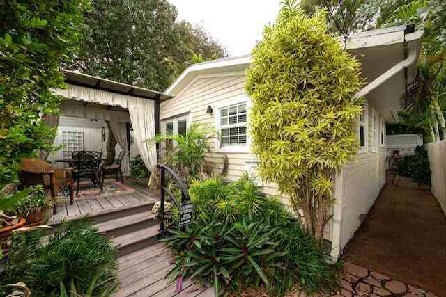 Homes For Sale - 1218 Packer Street STREET #REAR<br/> KEY WEST, FL 33040