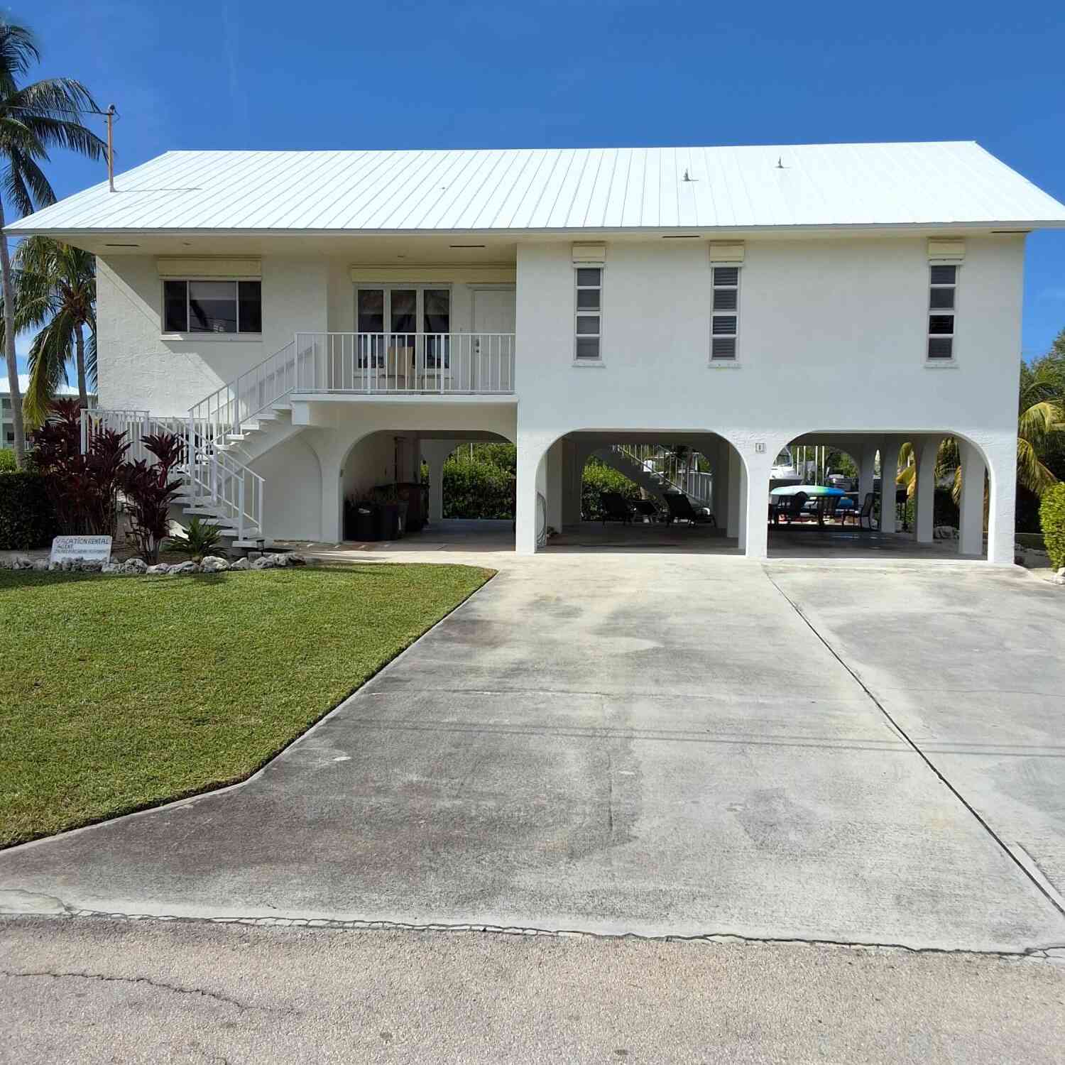 Homes For Sale - 1 Avenue F<br/> MARATHON, FL 33050