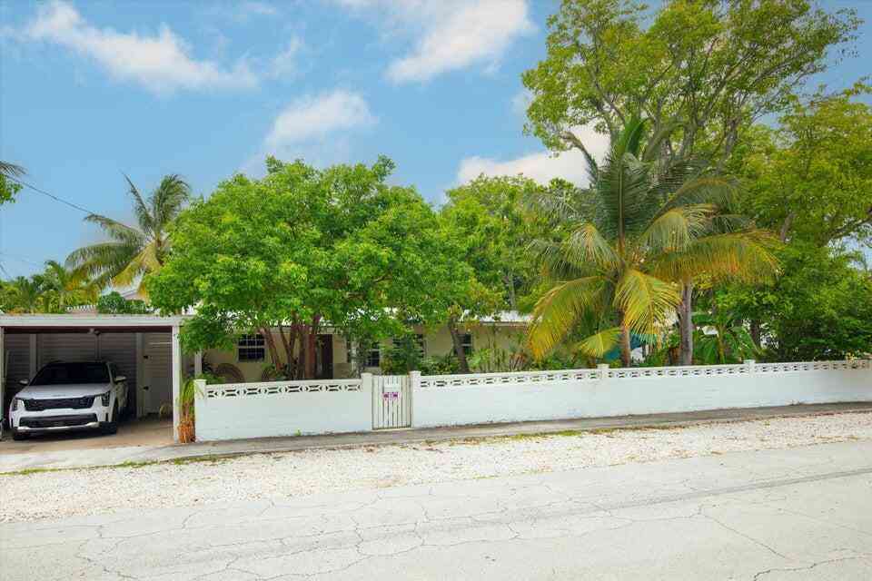Multifamily For Sale - 1320 6th Street STREET<br/> KEY WEST, FL 33040
